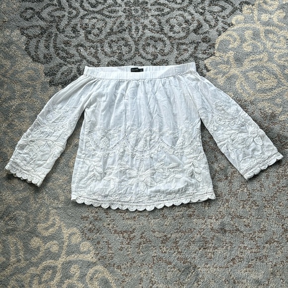 Blank NYC Off Shoulder Embroidered Blouse White XS - Picture 2 of 8